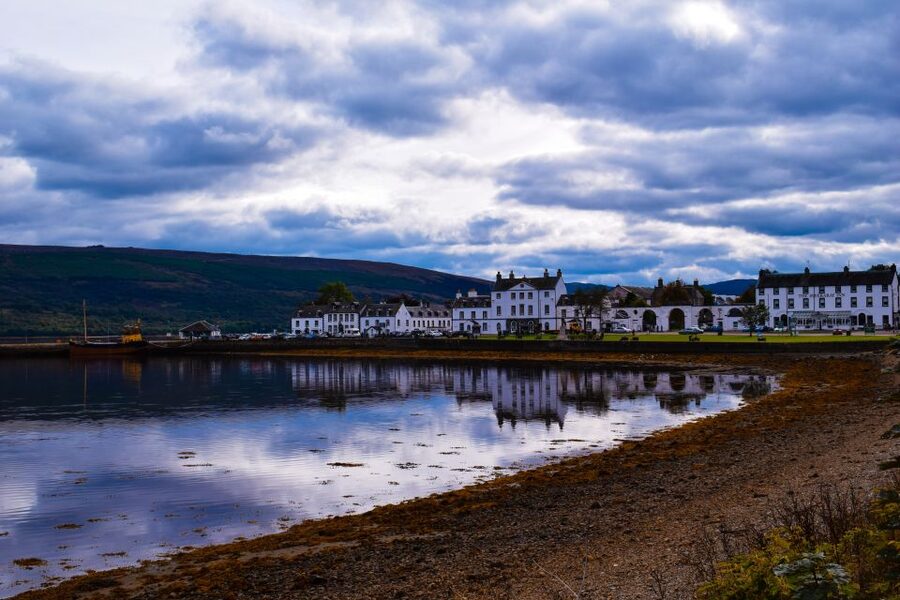 From Glasgow: Oban, Glencoe & West Highland Castles Day Trip - Castle Stalker and Kilchurn Castle from the road