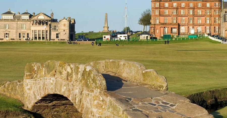 From Glasgow: St Andrews & the Kingdom of Fife Full-Day Tour - Meeting the 100-foot Kelpies