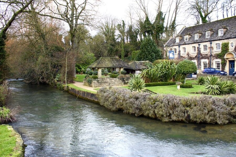 From London: Cotswolds Villages Small Group Day Tour - The countryside between the villages