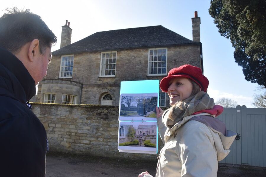 From London: Downton Abbey and Village Coach Tour - FAQ