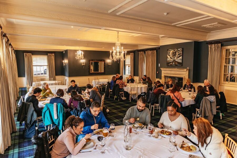 From London: Full-day Cotswolds Tour with Optional Lunch - Who will get the most from this Cotswolds tour