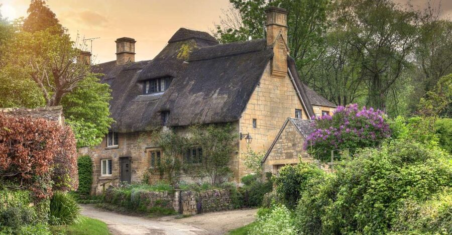From London: Full-day Cotswolds Tour with Optional Lunch - Price, lunch, and what to bring