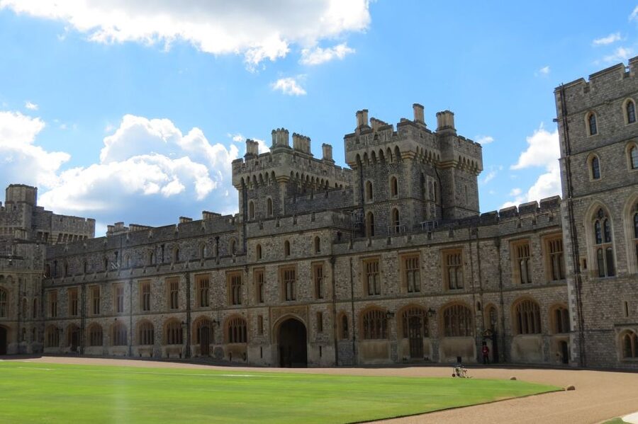 From London: Half-Day Trip to Windsor with Castle Tickets - Leaving London from Earl’s Court