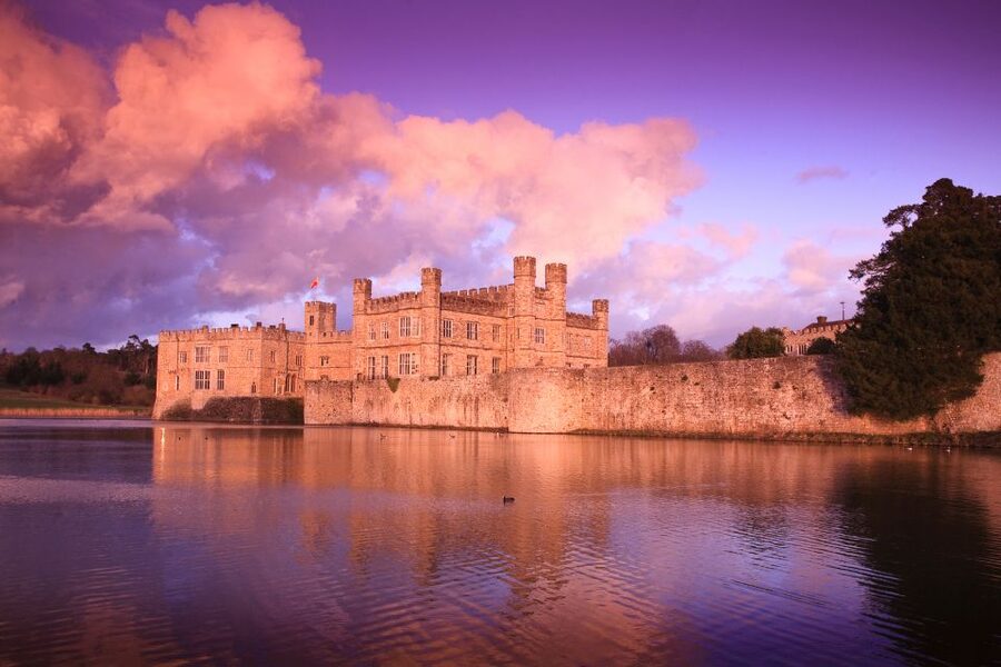 From London: Leeds Castle, Canterbury, Dover and Greenwich - Canterbury gives you the day’s best historic streets