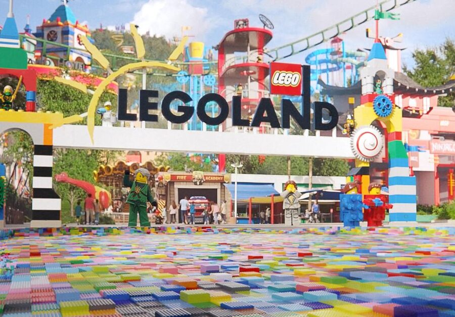 From London: LEGOLAND® Windsor Resort Entry & Coach Transfer - Why this London day trip works for families