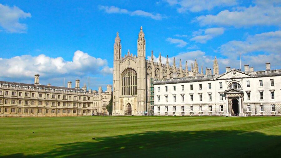From London: Oxford and Cambridge Universities Tour - Leaving from Victoria Station
