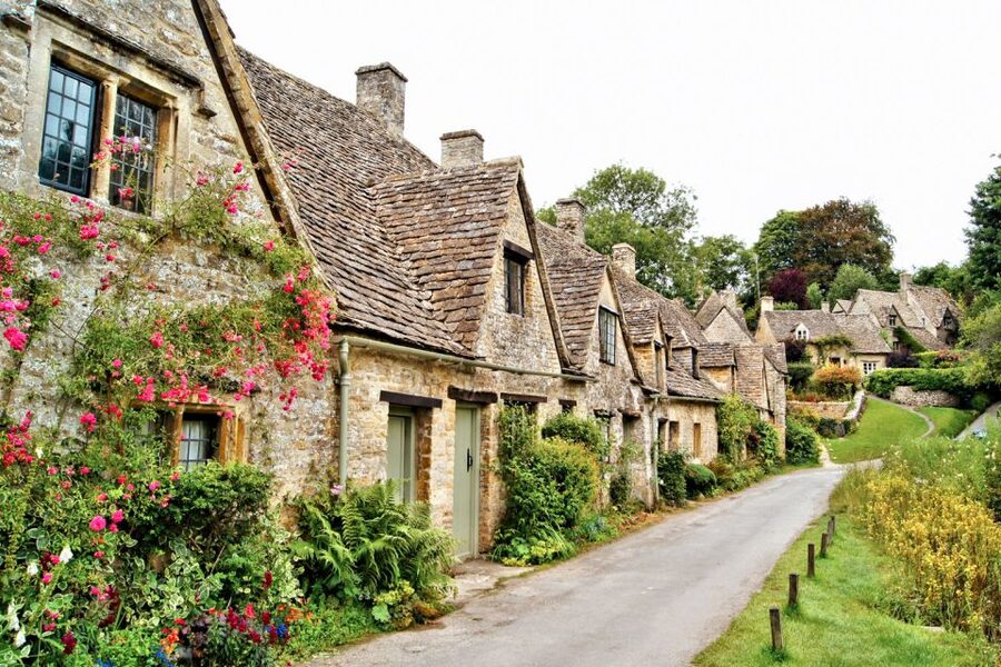From London: Oxford and Cotswolds Villages Day Trip - Who should book this tour