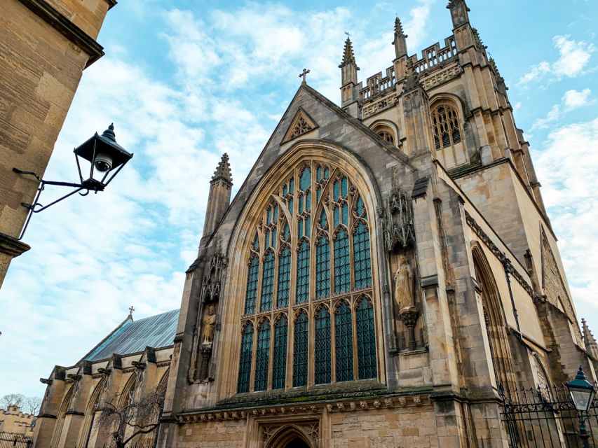 From London: Oxford and Cotswolds Villages Day Trip - Burford: 75 minutes in the Cotswolds gateway