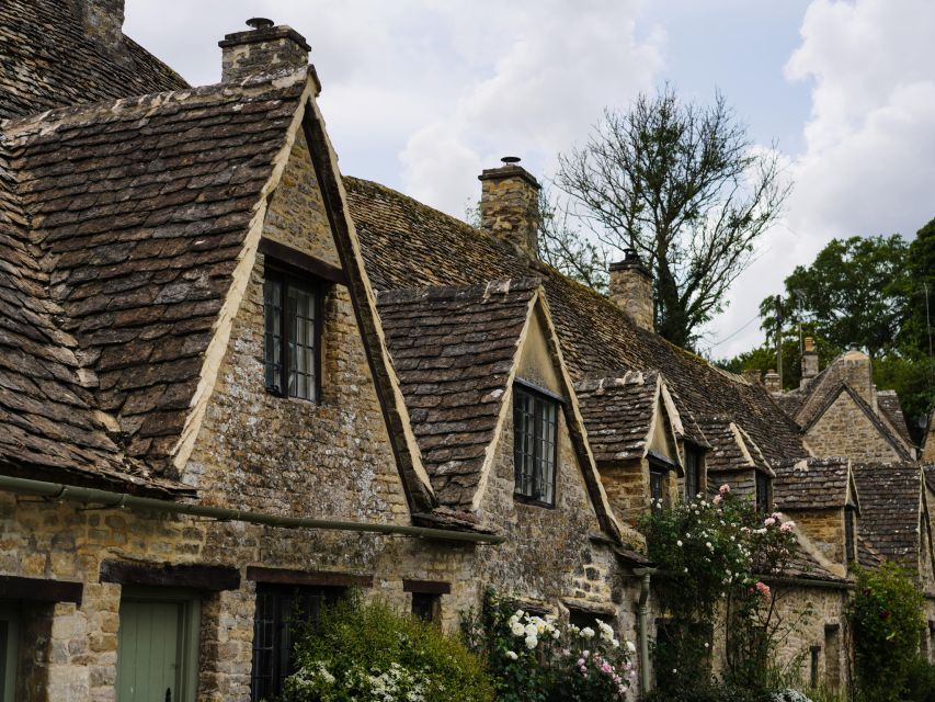 From London: Oxford, Cotswolds & Country Pub Lunch - The Coln Valley, where the minibus earns its keep