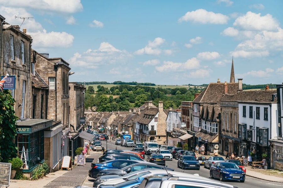 From London: Small Group Cotswolds Villages Tour - A guide-led day without constant narration