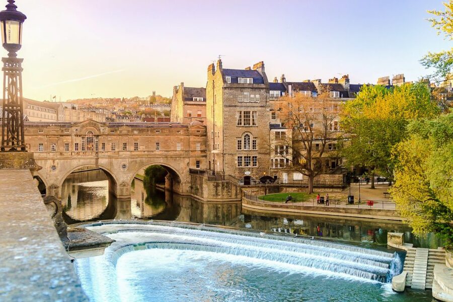 From London: Stonehenge and Bath Day Trip with Ticket - Leaving Gloucester Road before the crowds