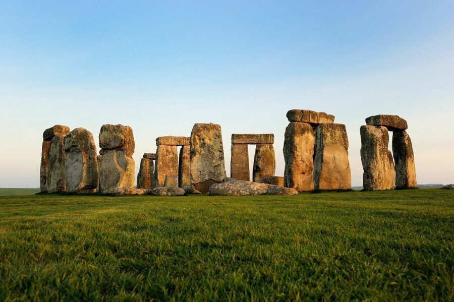 From London: Stonehenge and Bath Full-Day Tour - Key points at a glance