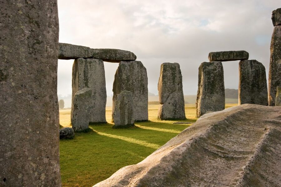 From London: Stonehenge and Bath Private Full-Day Trip - The guide can make or break the experience