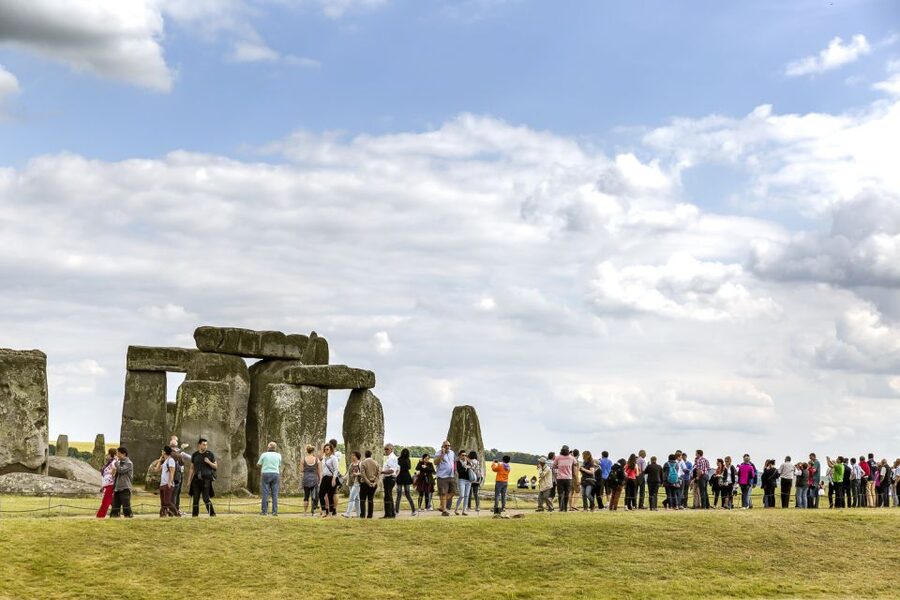 From London: Stonehenge Half-Day Tour - The easiest Stonehenge trip from central London