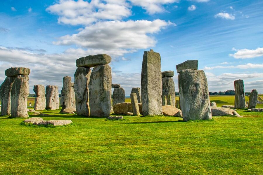 From London: Stonehenge Half-Day Tour - The host, driver, and level of support
