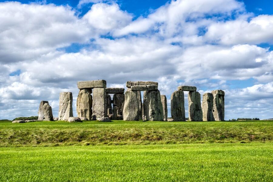 From London: Stonehenge Morning Day Trip with Admission - Finding the South Kensington meeting point
