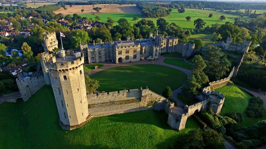From London: Warwick Castle Day Trip by Rail - Making the most of the return train