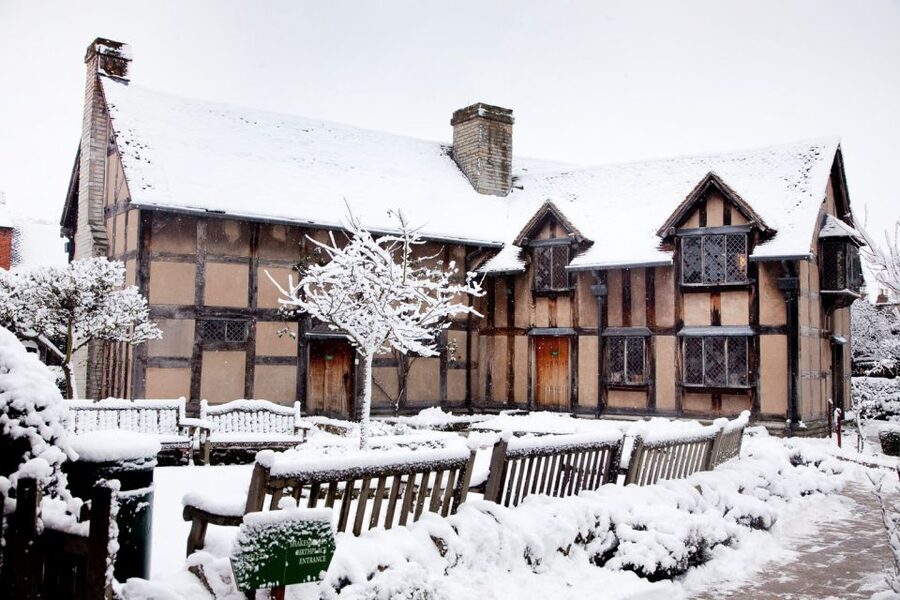 From London: Warwick, Oxford, Stratford & Cotswolds Day Tour - Who should book this London day trip?