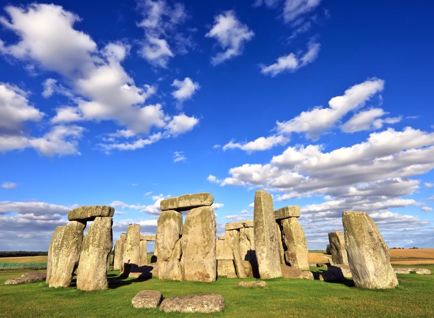 From London: Windsor, Oxford & Stonehenge Full-Day Trip - The coach rides and guide support