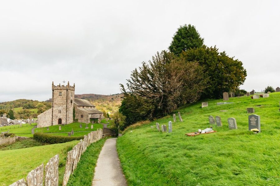 From Manchester: Lake District Bus Tour & Windermere Cruise - Grasmere, gingerbread, and Wordsworth country