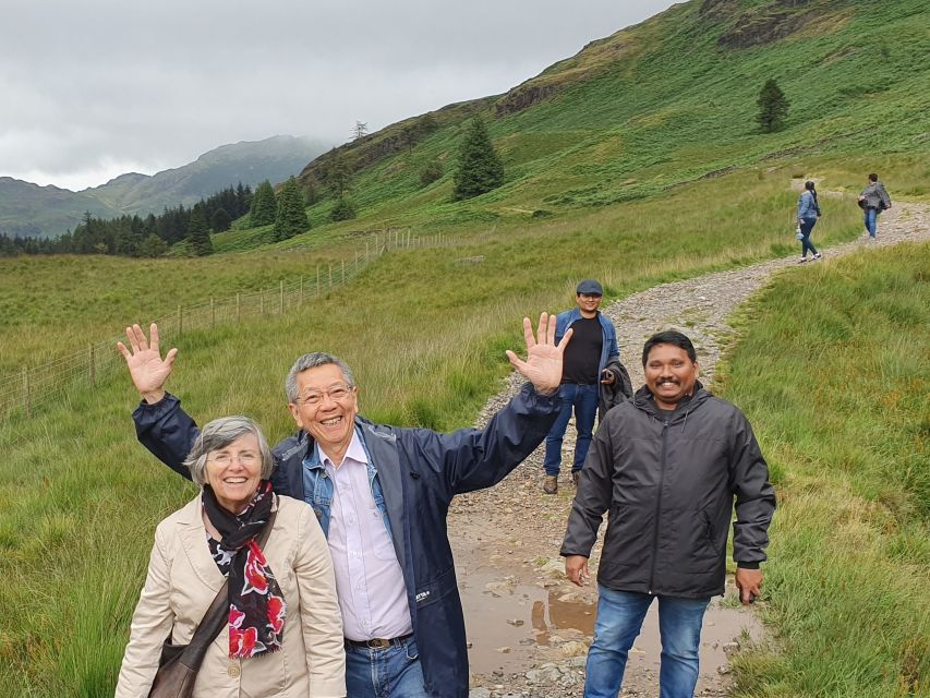 From Manchester: Lake District Sightseeing Day Trip - One hour among Ambleside’s twisting streets
