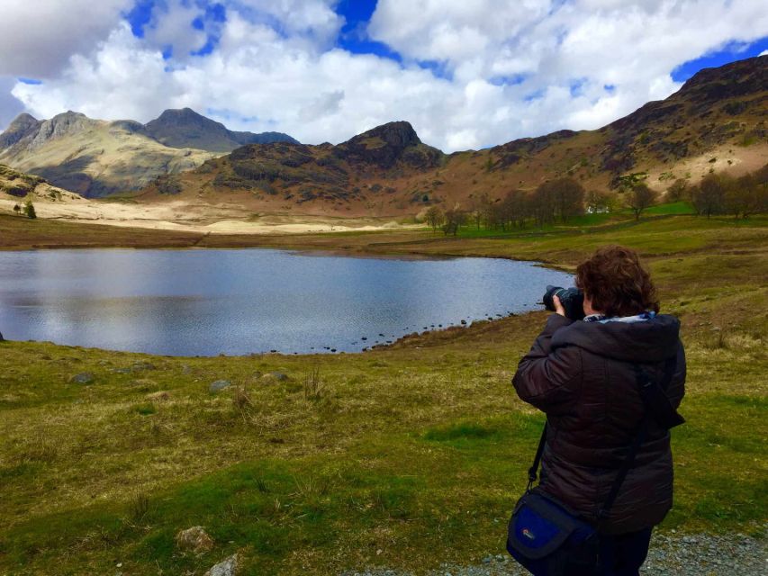 From Manchester: Lake District Sightseeing Day Trip - Grasmere, Wordsworth, and the famous gingerbread shop