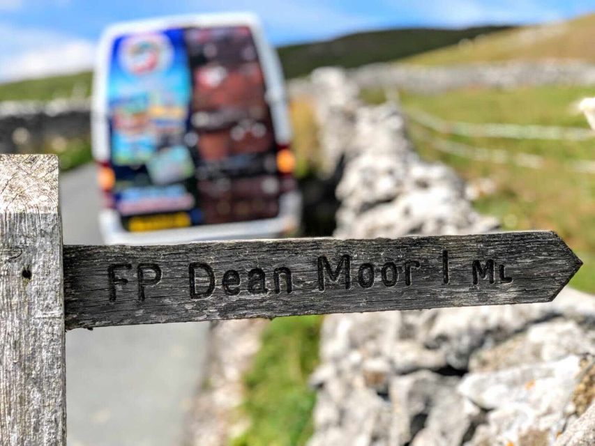 From Manchester: Yorkshire Sightseeing Day Trip - Ribblehead Viaduct and Victorian engineering