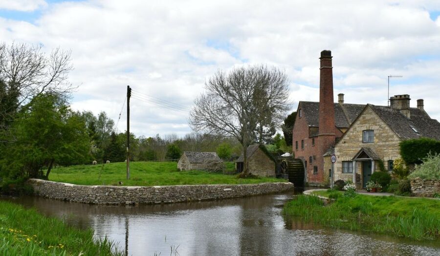 From Oxford: Cotswolds Towns and Villages Small Group Tour - Minster Lovell Hall sets the right tone