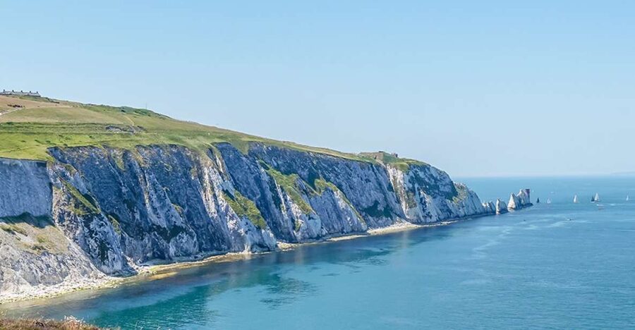 From Portsmouth: Isle of Wight Day Tour by Bus and Ferry - From Portsmouth Harbour to island waters