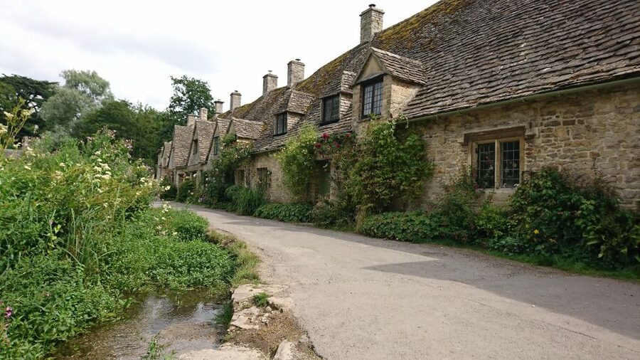From Stratford-on-Avon/Moreton-in-Marsh: Cotswolds Day Tour - Key points at a glance