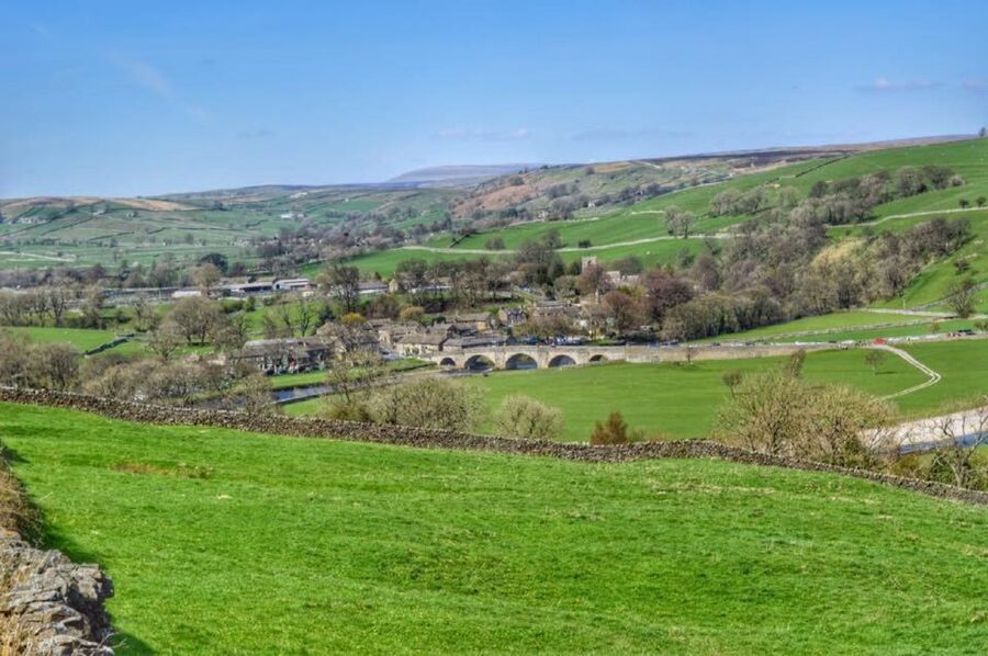 From York: Herriot and Yorkshire Dales Day Trip - What the $79 price really covers