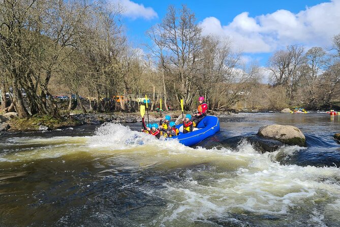 FUN White Water Rafting - Working as a crew, not riding as a passenger