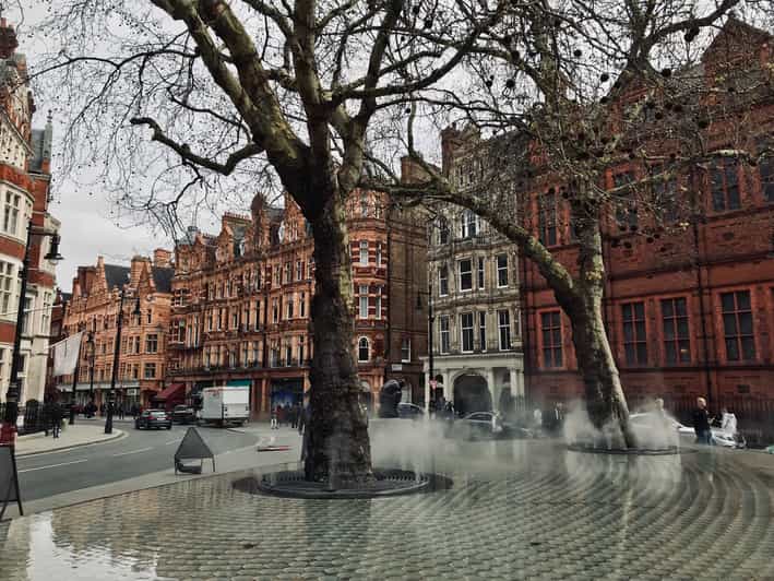 Ghosts and Legends of Mayfair Walking Tour - London - Why Mayfair makes a good ghost-tour setting