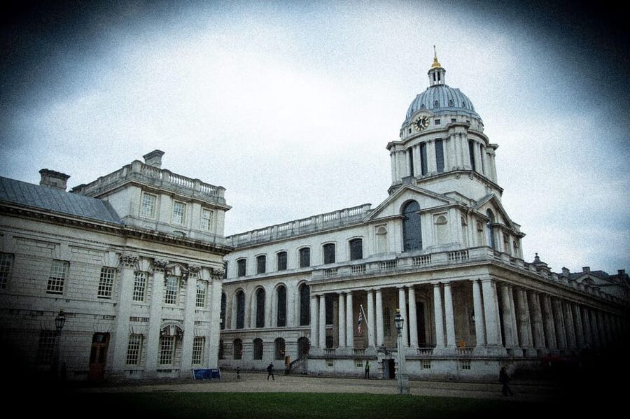 Ghosts of Greenwich: London's Haunted Walking Tour - From the Bellot Memorial to the Thames
