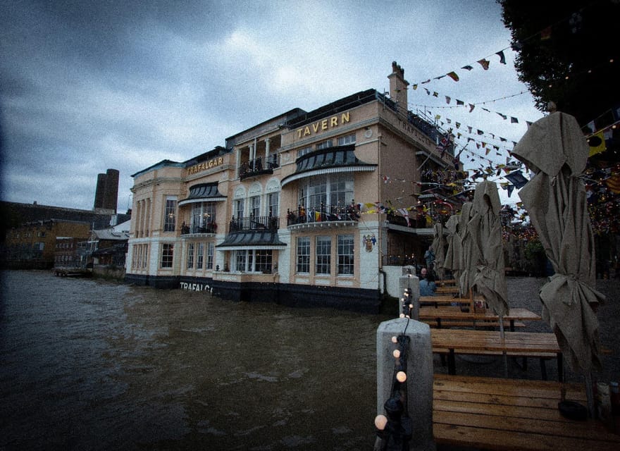 Ghosts of Greenwich: London's Haunted Walking Tour - Power, hospitals, and old Greenwich stories