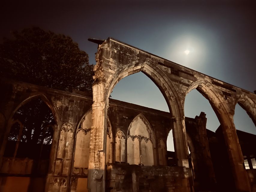 Gloucester: Ghost-Themed Guided Walking Tour - Pinchbelly Alley and St Mary de Crypt Church