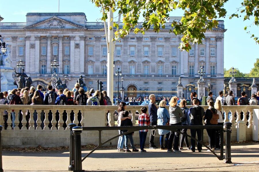 Grand London Half-Day Bicycle Tour - Fitness, weather, and family suitability