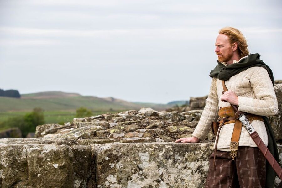 Hadrian's Wall: 4.5-Hour Guided Tour - Walking the central section of Hadrian’s Wall