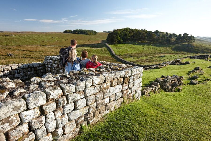 Hadrian's Wall: Housesteads Roman Fort Entry Ticket - Barracks, hospital, and the daily work of 800 soldiers