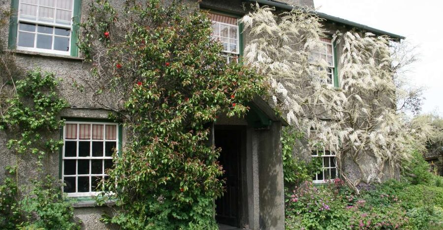 Half-Day Tour of Beatrix Potter Country and Places - Hill Top, the centre of the day
