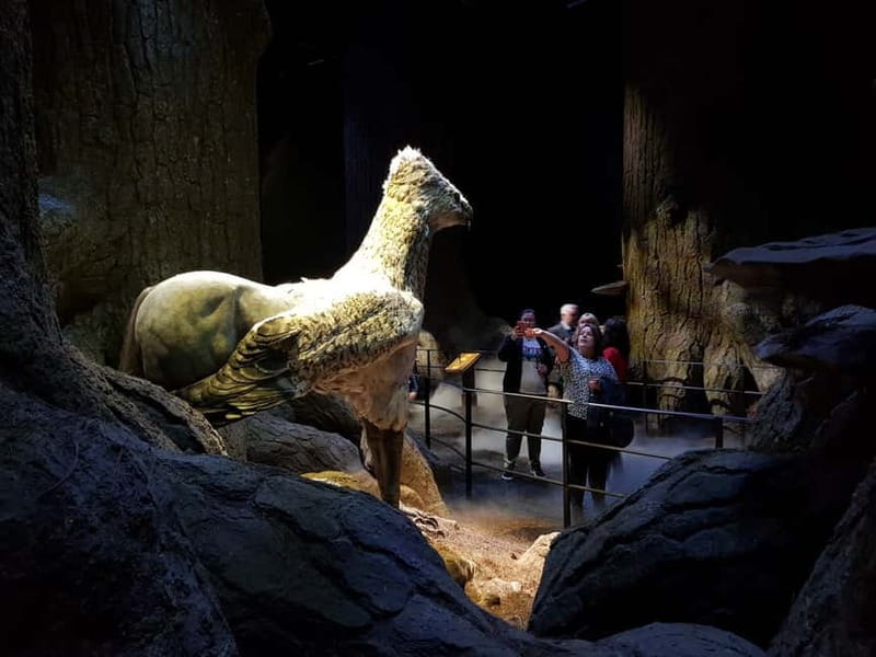 Harry Potter Studio Ticket & Tour of London Film Locations - The coach ride to Warner Bros. Studios