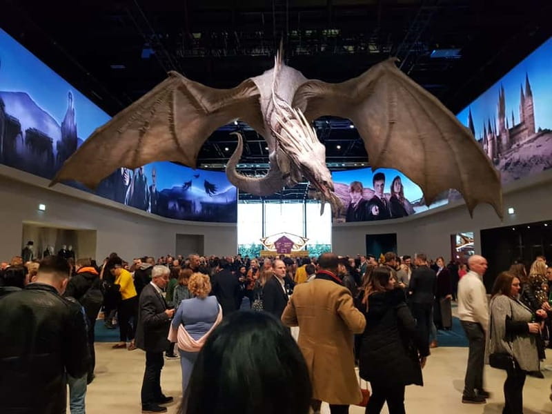 Harry Potter Studio Ticket & Tour of London Film Locations - Entering The Making of Harry Potter at Leavesden