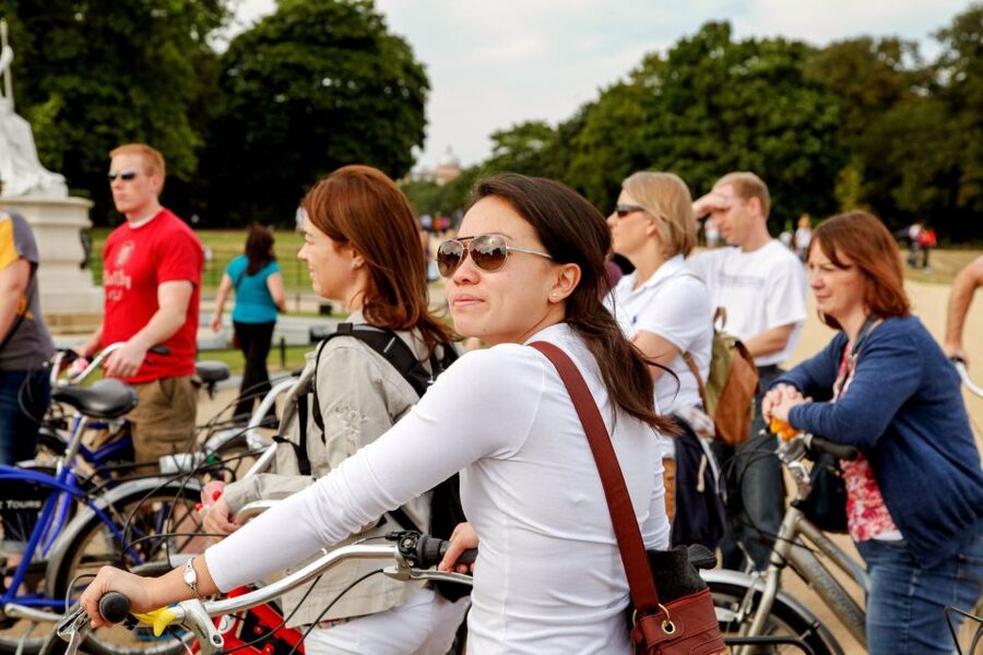 Highlights of Royal London Bike Tour (3 Hours) - Crossing the Thames into Westminster