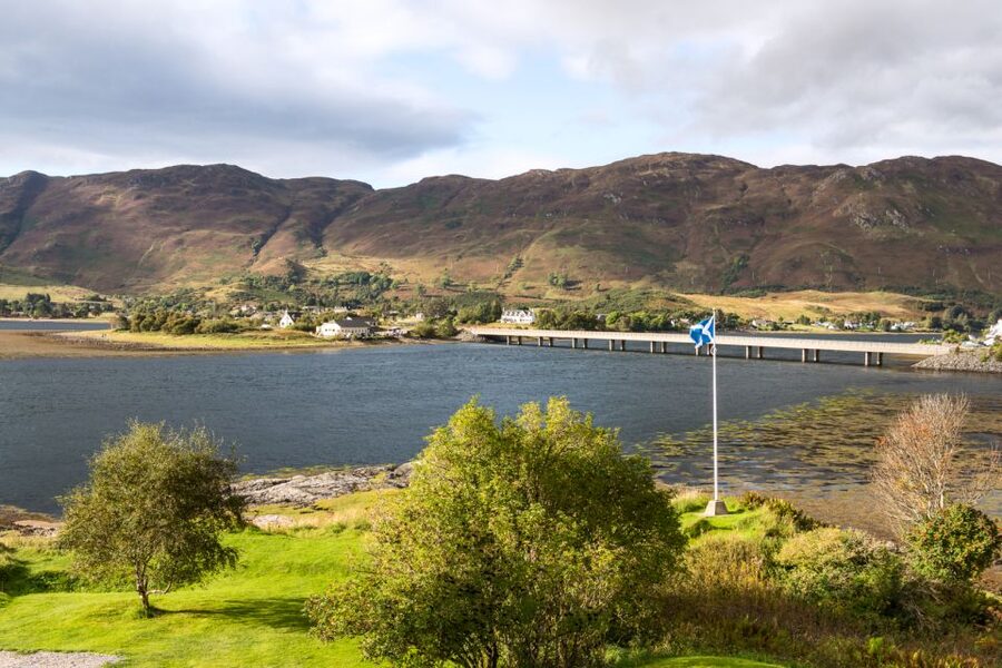 Inverness: Isle of Skye and Eilean Donan Castle Day Trip - Sligachan Old Bridge and the road north