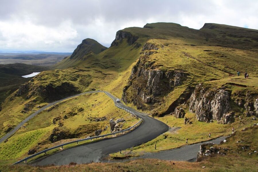 Isle of Skye and West Highlands: 4-Day Tour from Edinburgh - B&Bs, meals, luggage, and practical comfort