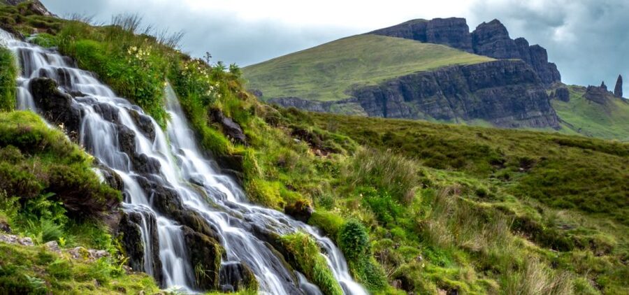 Isle of Skye Driving Tour from Portree with an APP - Bonnie Prince Charlie and Caisteal Ùisdein add a final chapter