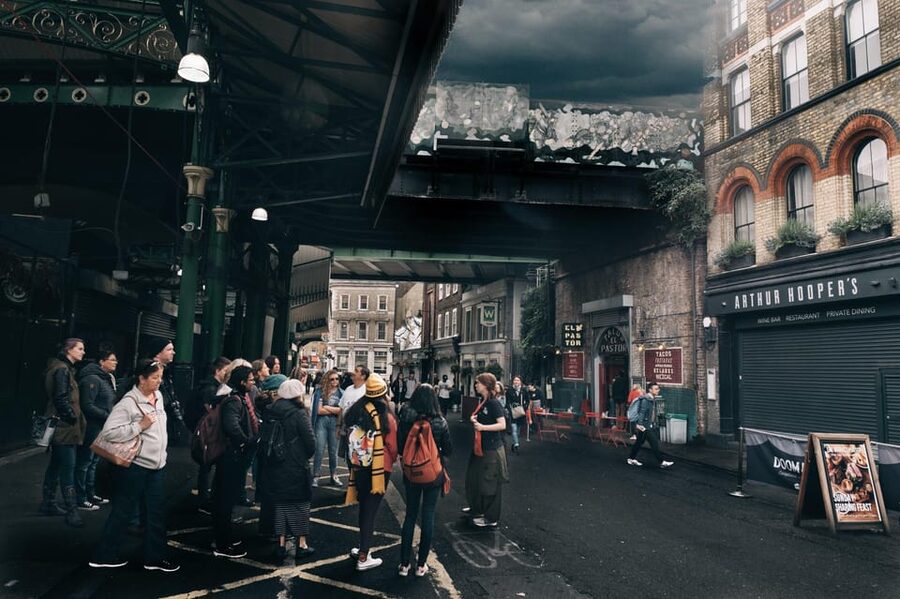 Italian Language : Original Harry Potter Walking Tour - Daniel Radcliffe’s school and the Thames choice
