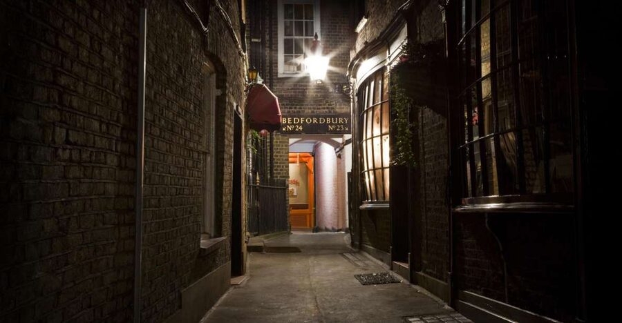 Jack The Ripper Tour in London's East End - A two-hour walk shaped by the guide