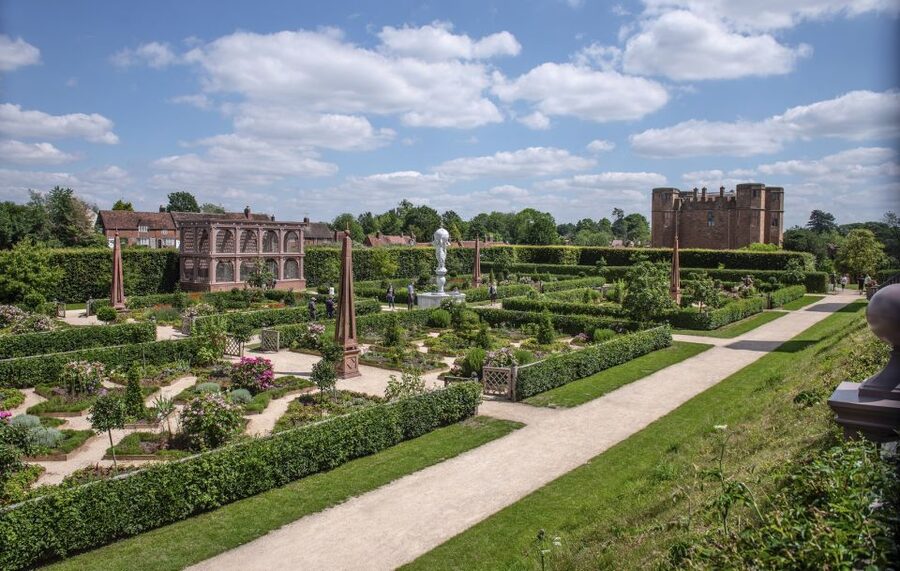 Kenilworth Castle and Elizabethan Garden Entry Ticket - Key points at a glance