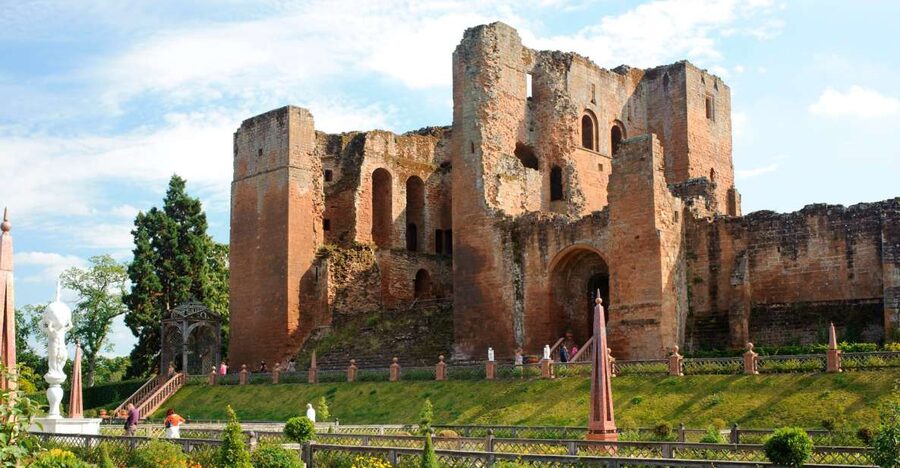 Kenilworth Castle and Elizabethan Garden Entry Ticket - Who will get the most from this ticket